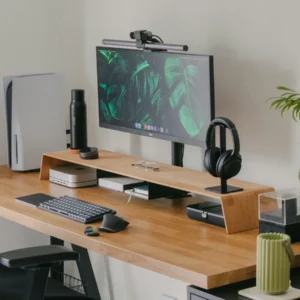 Como montar uma mesa de home office que funciona